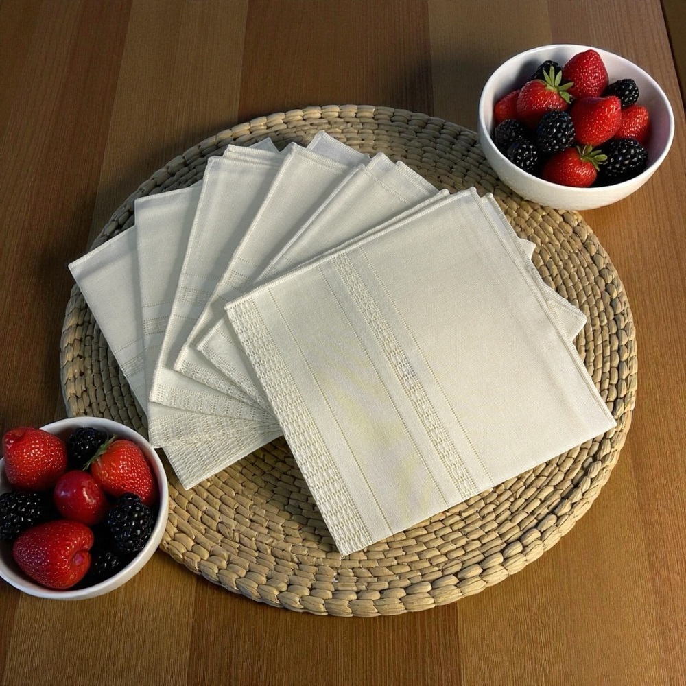 Vintage Set 6 Cloth Dinner Table Napkins Light Yellow  Lace Open Weave Elegant